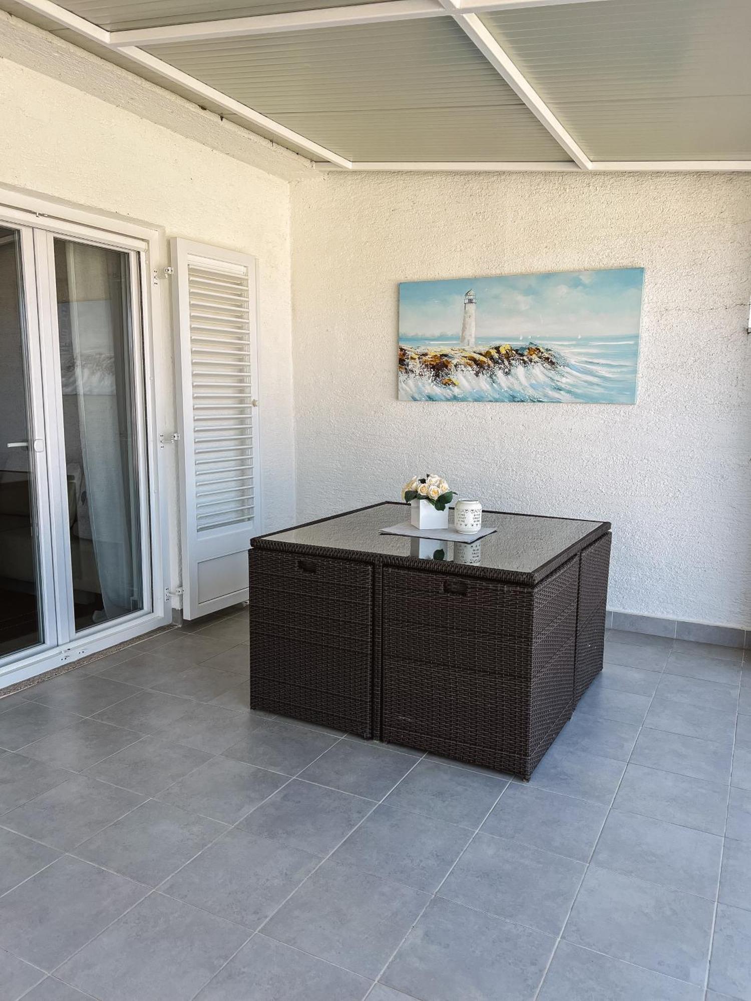 Modern Apartment In The Heart Of Njivice Dış mekan fotoğraf