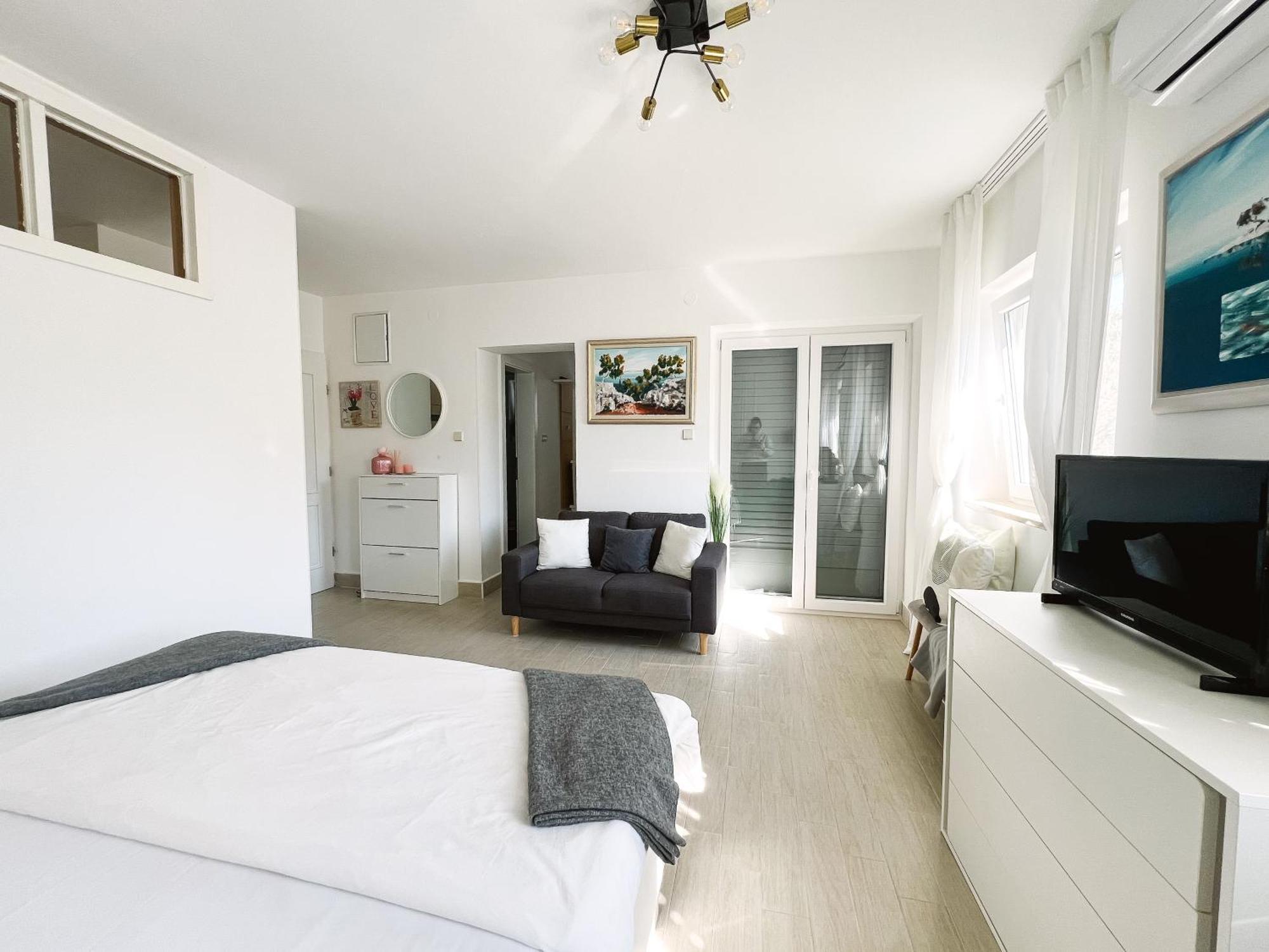 Modern Apartment In The Heart Of Njivice Dış mekan fotoğraf