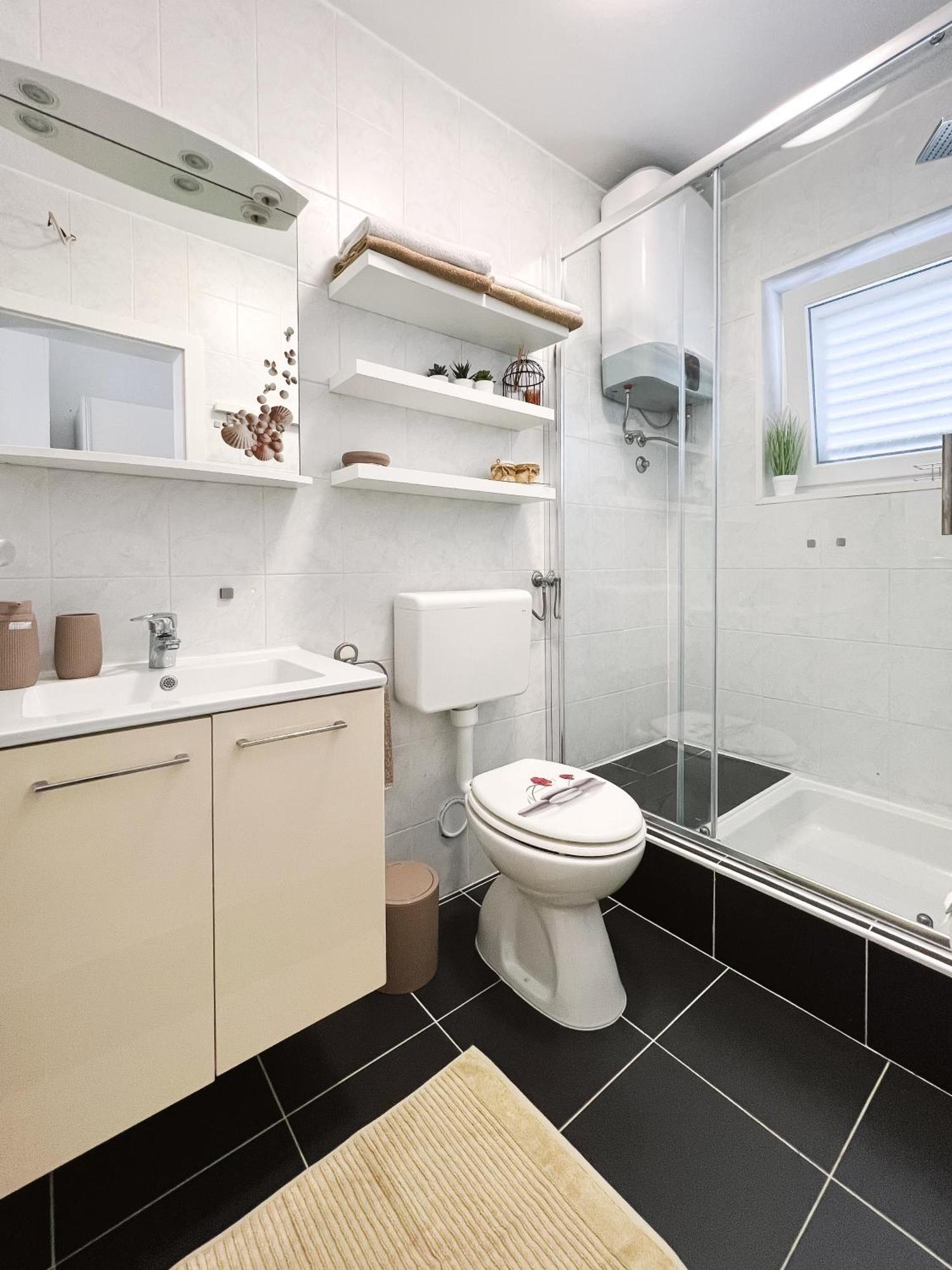 Modern Apartment In The Heart Of Njivice Dış mekan fotoğraf